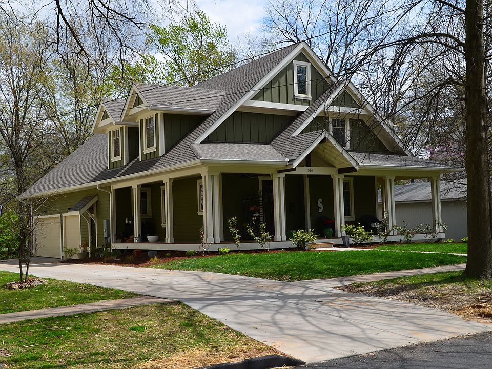 2nd image of 516 N Harrison Ave