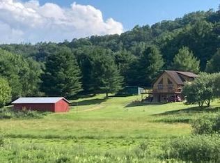 S3017 Compton Rd, La Farge, WI 54639