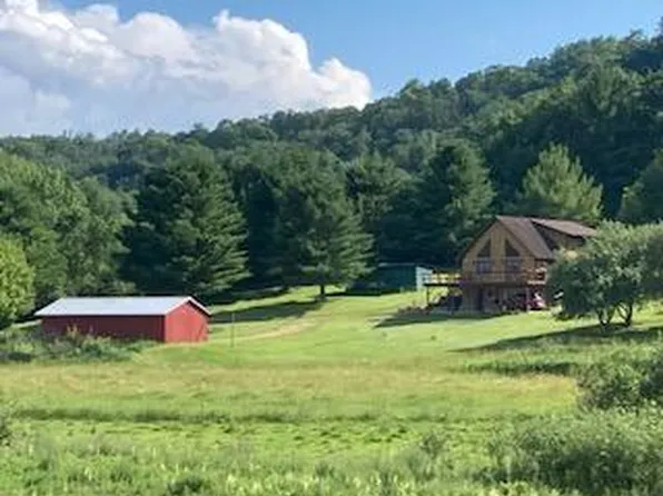 S3017 Compton Rd, La Farge, WI 54639