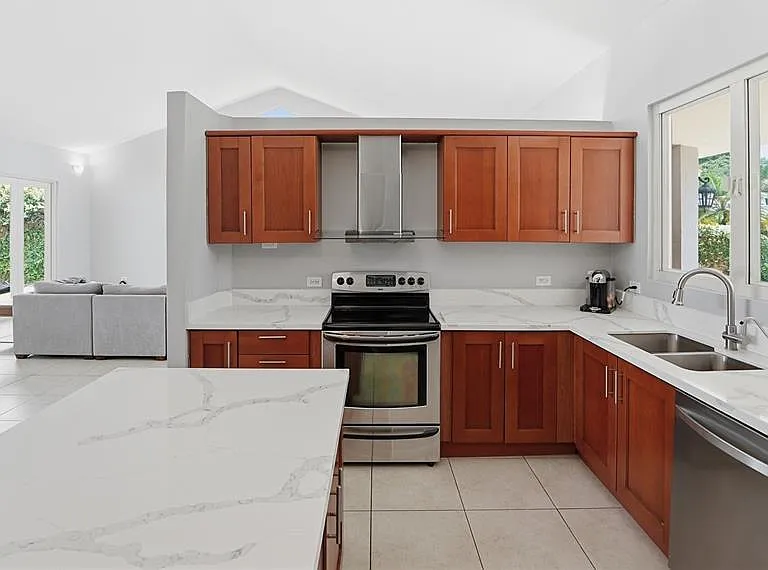 469 Sabanera — Photo 4