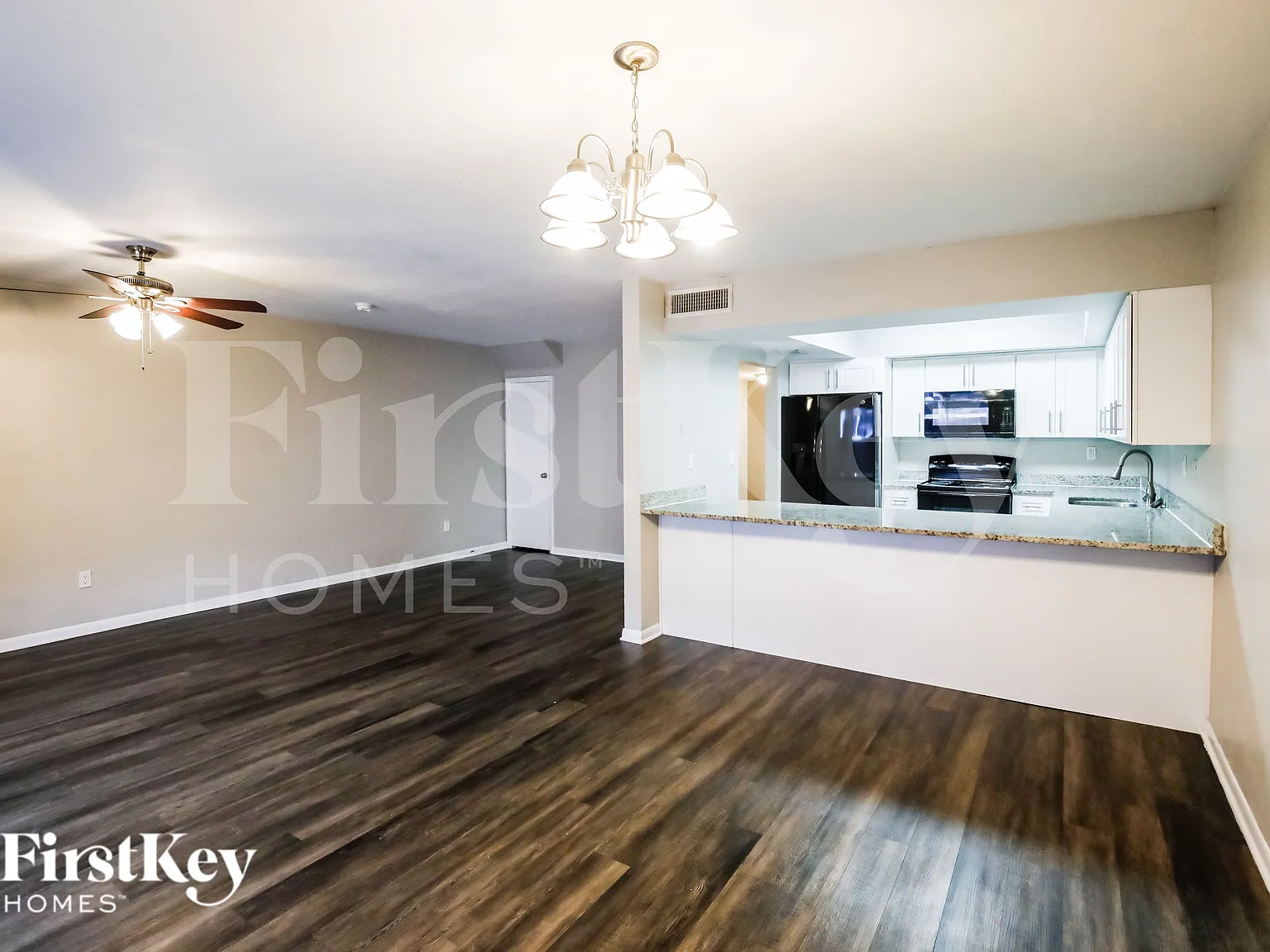 3 bed, 2.0 bath, 1606 sqft, $3,135 — Photo 4