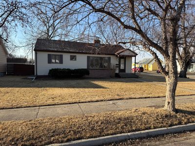 802 12th Ave SE, Aberdeen, SD, 57401