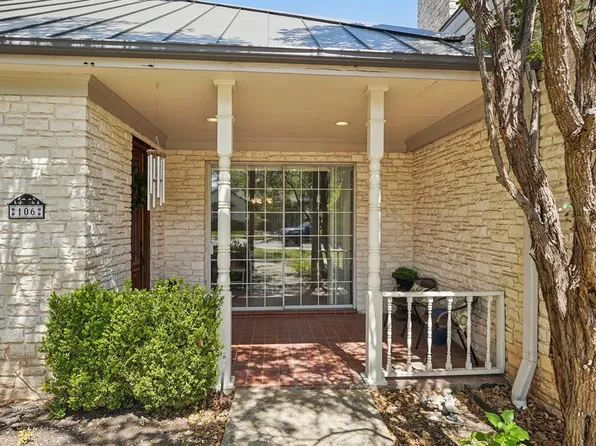 106 Saint Andrews Loop, Kerrville, TX 78028