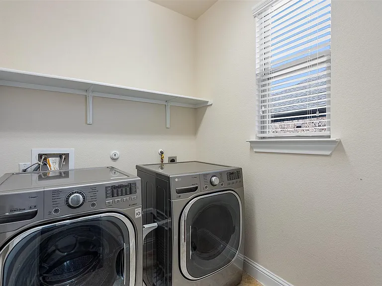 8417 Evelina Trl — Photo 34