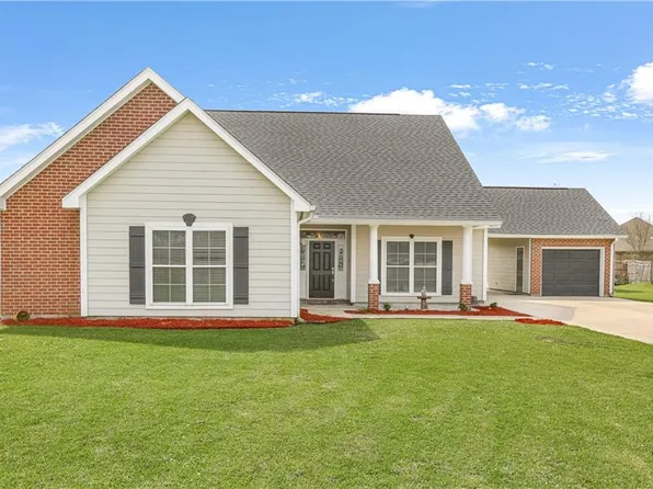 145 Oak Ridge Dr, La Place, LA 70068