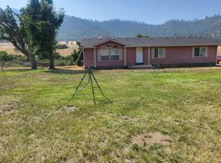 2444 Thompson Creek Rd, Applegate, OR 97530