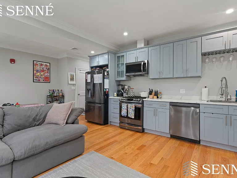 23 Bowdoin Ave #2 — Photo 2