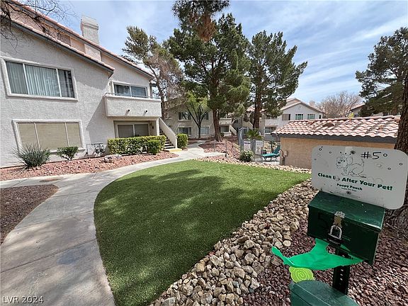 4th image of 3090 Tarpon Dr Unit 203