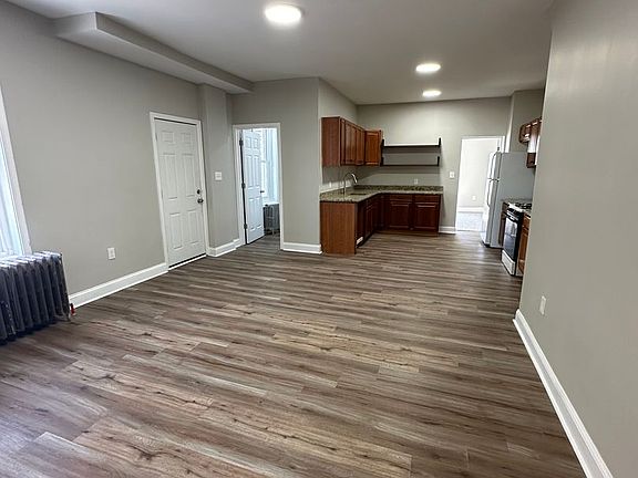 4th image of 3 N Wells Ave Floor 1