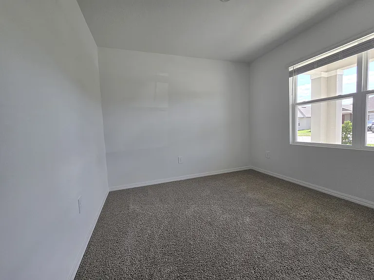 231 Taylor Groves St — Photo 13
