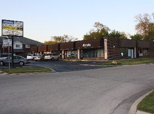 10030 S Roberts Rd #5, Palos Hills, IL 60465