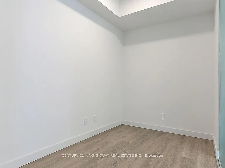 25 McMahon Dr #601 — Photo 26