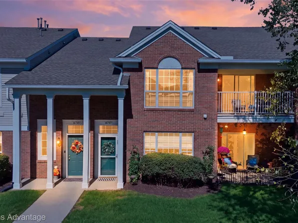 16747 Carriage Way, Northville, MI 48168