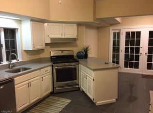 29 Maple Ave, Dover, NJ 07801