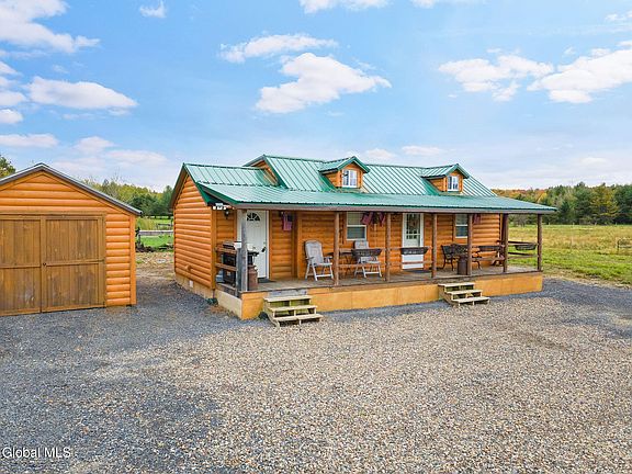 2nd image of 311 Corbin Hill Road