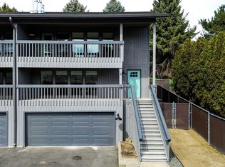 1 Burning Tree Dr, Yakima, WA 98902