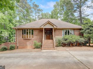 130 Wyngate Cir, Fayetteville, GA 30215