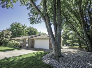 2613 N Carmelo Ln, La Porte, IN 46350