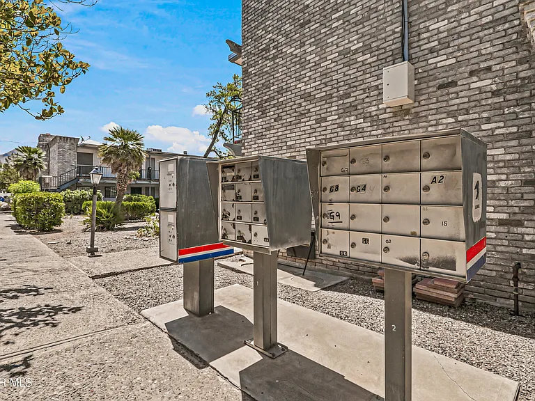6700 Escondido Dr #G9 — Photo 37