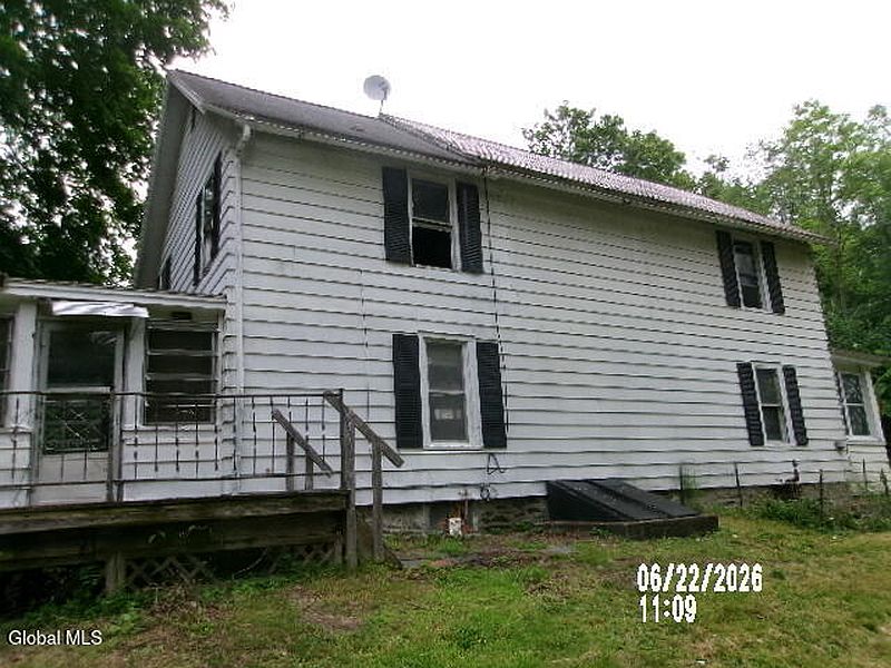 4th image of 291 Eagle Bridge Road