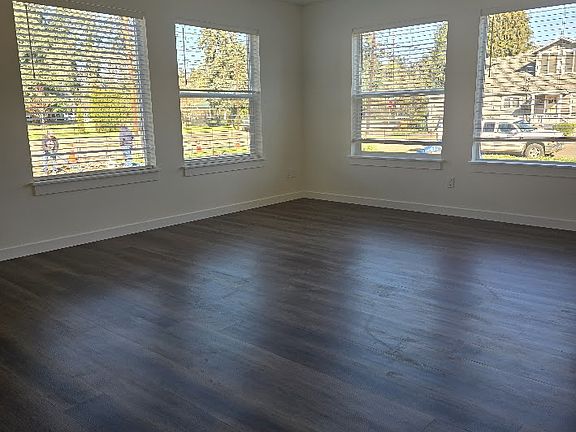 2nd image of 236 SE Main St