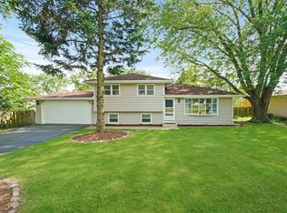 28W475 Bolles Ave, West Chicago, IL 60185