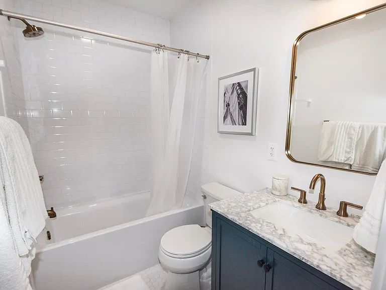 924 D Avenue — Photo 15
