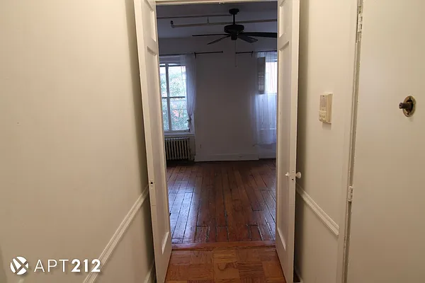 Rented by APT212 INC | media 21