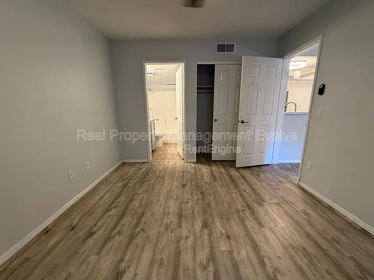 1720 E Thunderbird Rd #1062 — Photo 10