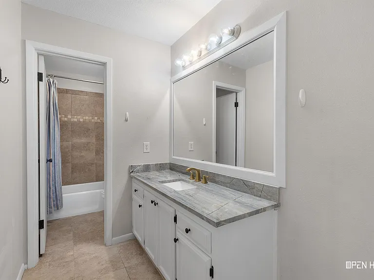 4916 Big Bend Dr — Photo 20