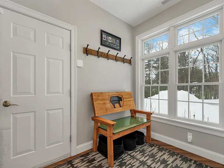 41 Regis Rd — Photo 13