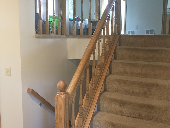 Welcome home! Large entry way with plenty of room for coats and shoes