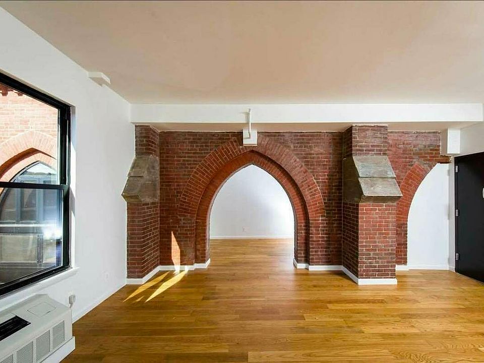 1st image of 618 Bushwick Ave #218