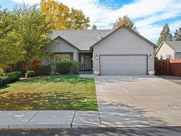 2nd image of 1733 SW 21st St