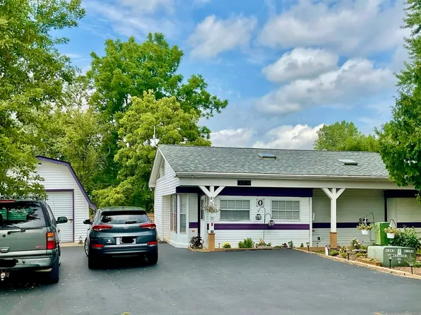 87 Port Side, McHenry, IL 60051