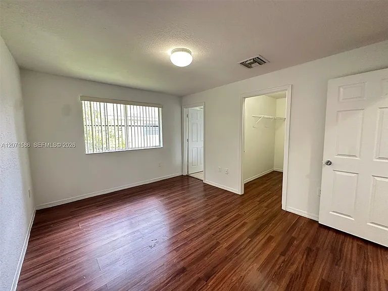 6055 SW 19th Ct #6055 — Photo 8