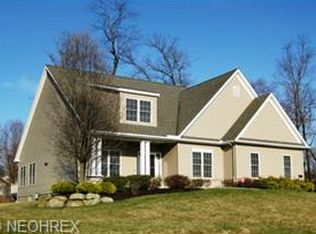 8765 Kimblewick Ln NE, Warren, OH 44484