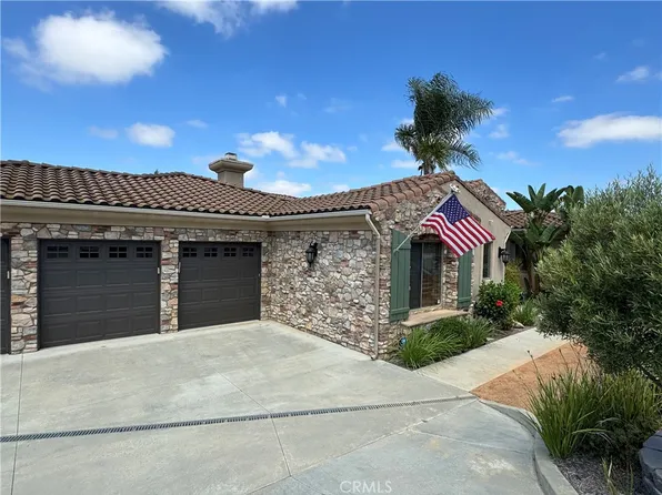 3863 Flowerwood Ln, Fallbrook, CA 92028