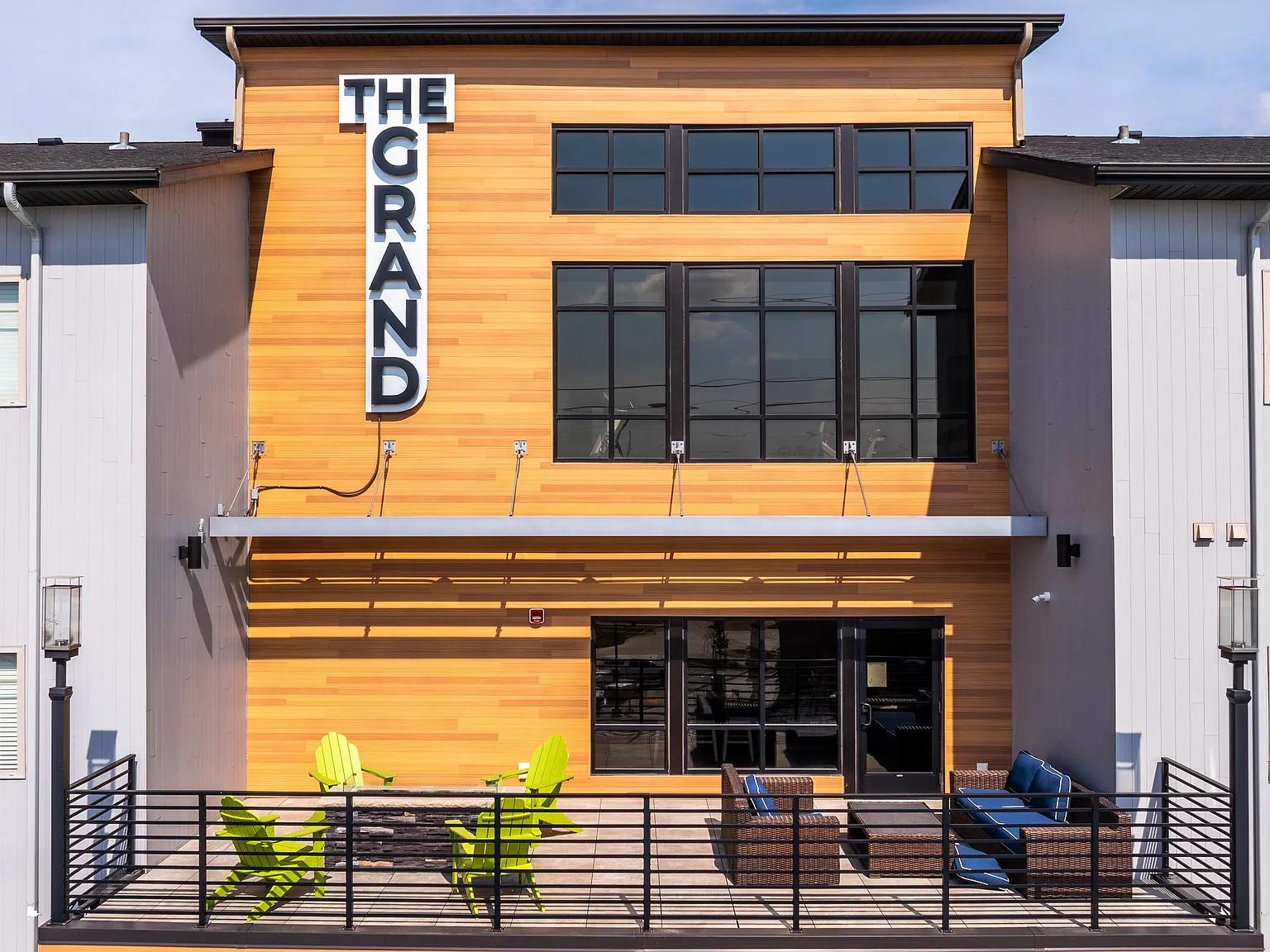 The Grand off 45th — Photo 2