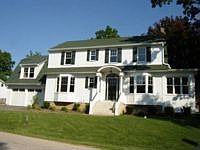 1st image of 105 Forest Ave