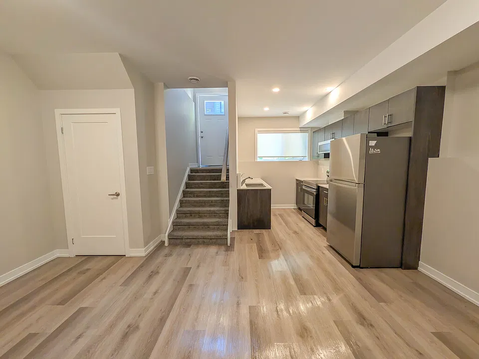 781 Clare Ave #214