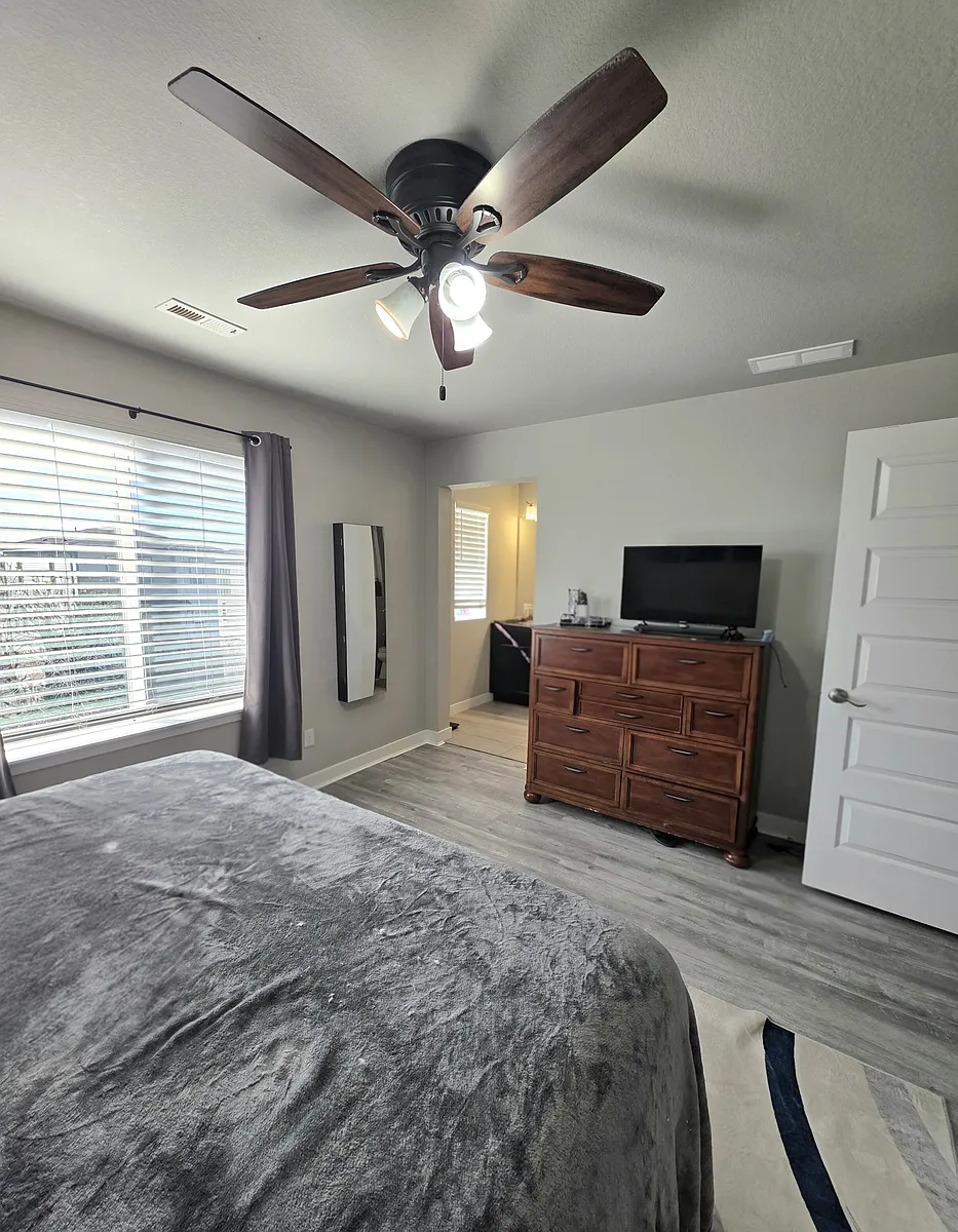 Building Photo - 2403 S Troy Ct #3