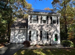 7 Farrington St, Foxboro, MA 02035