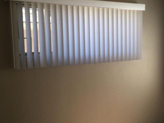 3rd image of 11702 Crenshaw Blvd APT B