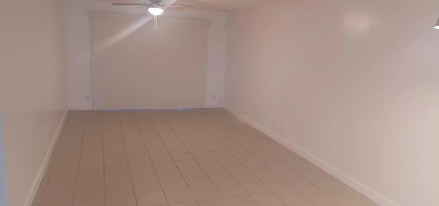 2 bed, 2.0 bath, 1056 sqft, $2,000 — Photo 3