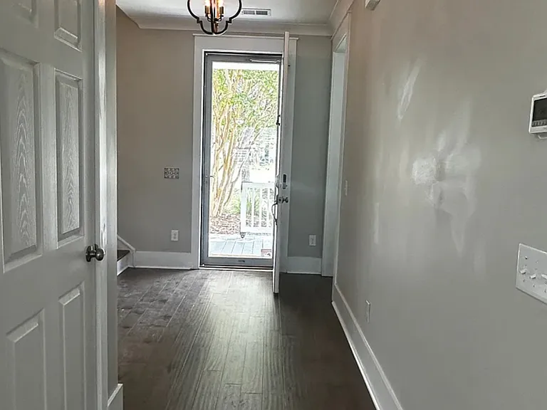 232 Summers Dr — Photo 28
