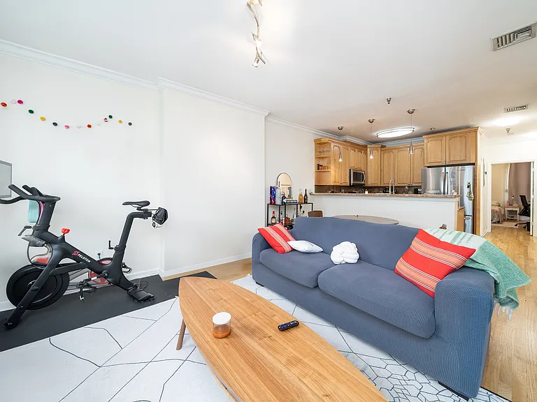 106 Washington St #1 — Photo 6