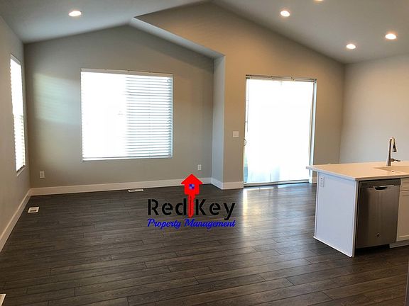 2nd image of 6822 N Bowker Dr