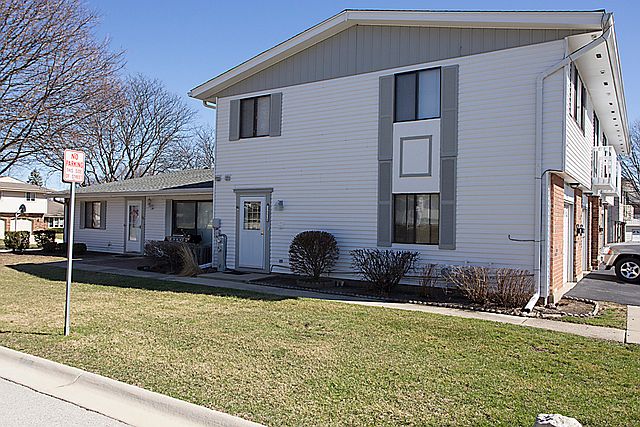 1st image of 163 Quincy Ct APT A