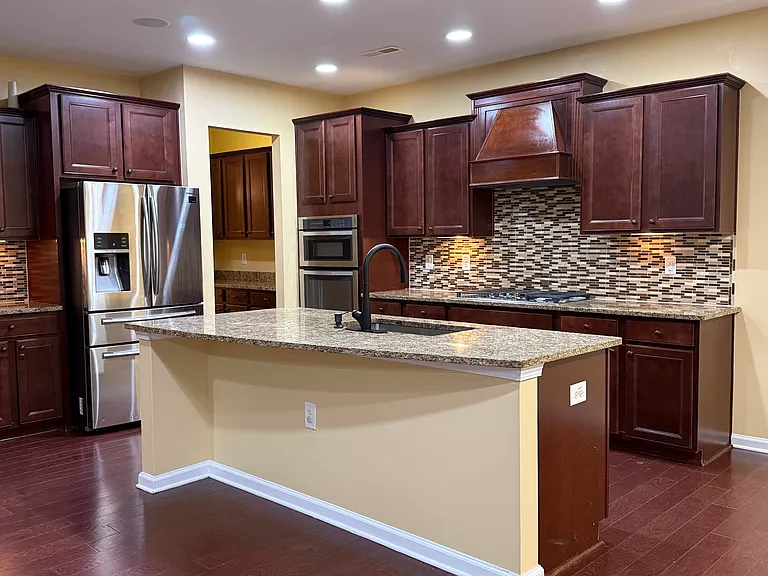 2101 Chipley Dr — Photo 30